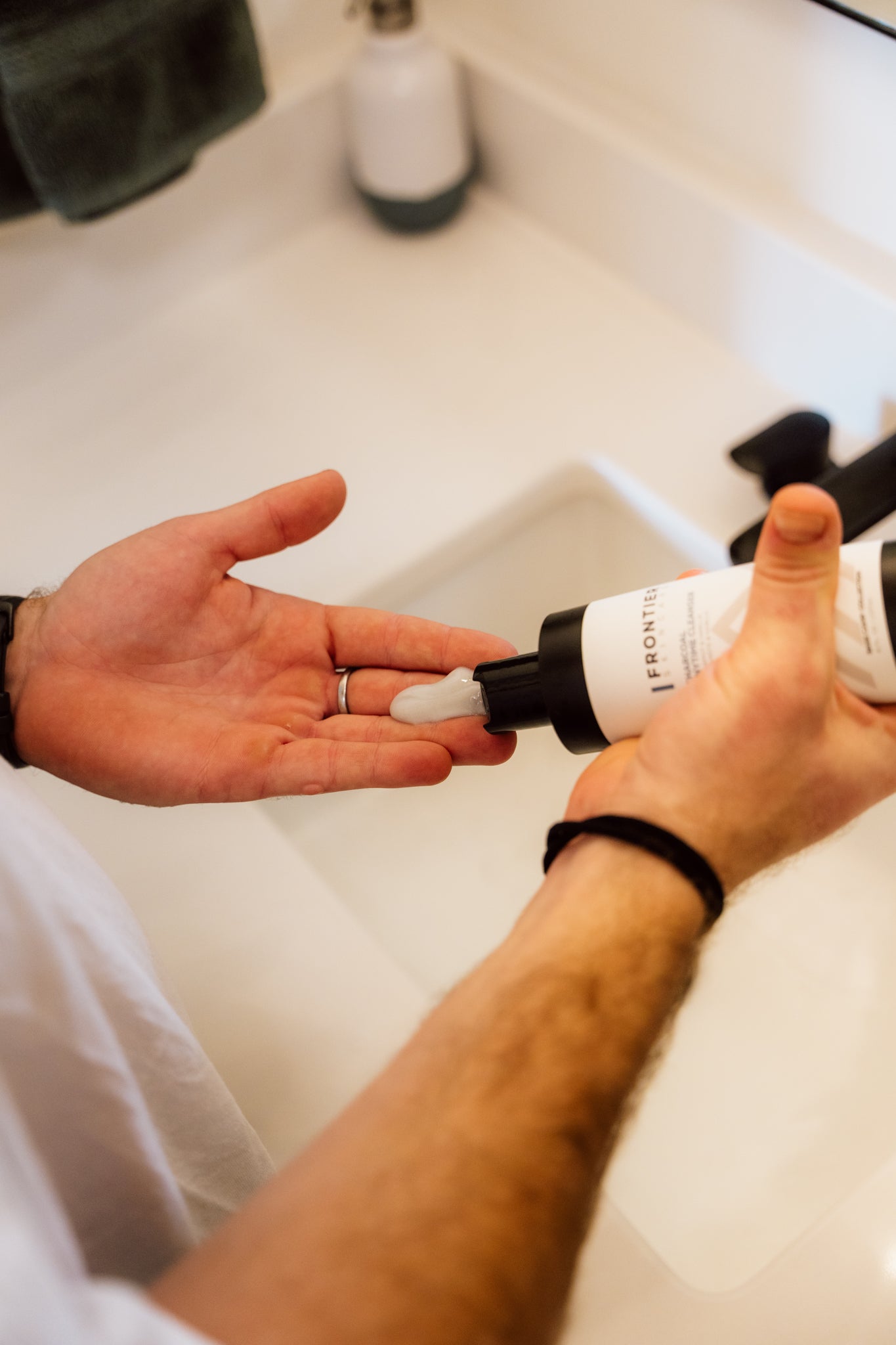 Charcoal Anytime Cleanser